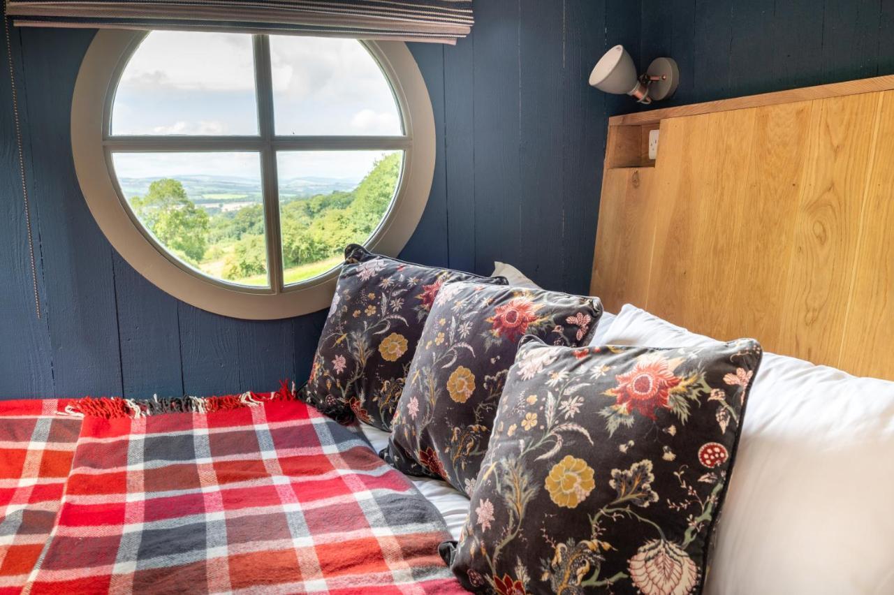 Tilbury Shepherd Huts With Hot Tubs Plus Holiday Cottages West Bagborough Zewnętrze zdjęcie