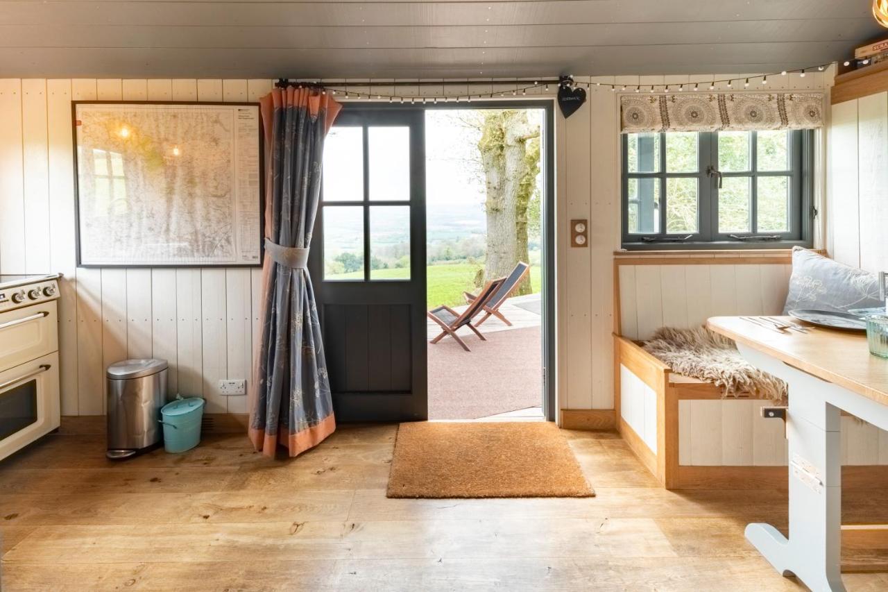 Tilbury Shepherd Huts With Hot Tubs Plus Holiday Cottages West Bagborough Zewnętrze zdjęcie