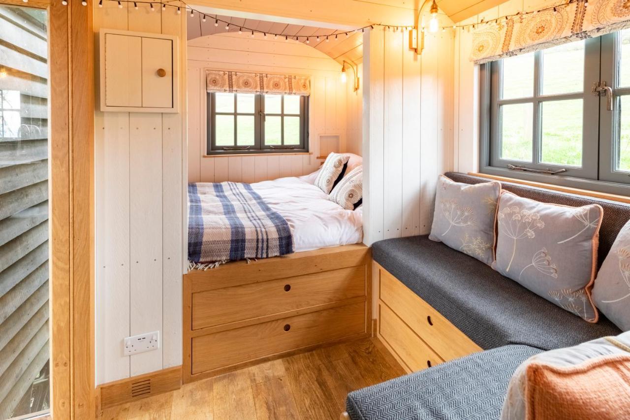 Tilbury Shepherd Huts With Hot Tubs Plus Holiday Cottages West Bagborough Zewnętrze zdjęcie