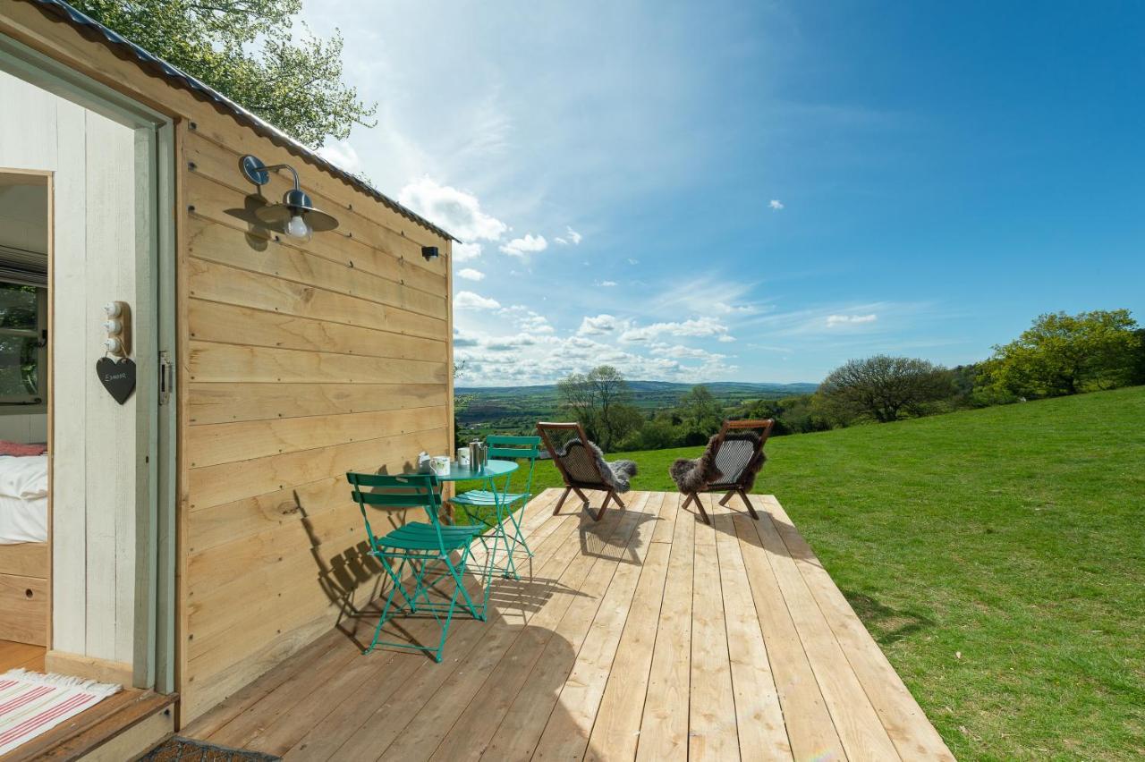 Tilbury Shepherd Huts With Hot Tubs Plus Holiday Cottages West Bagborough Zewnętrze zdjęcie
