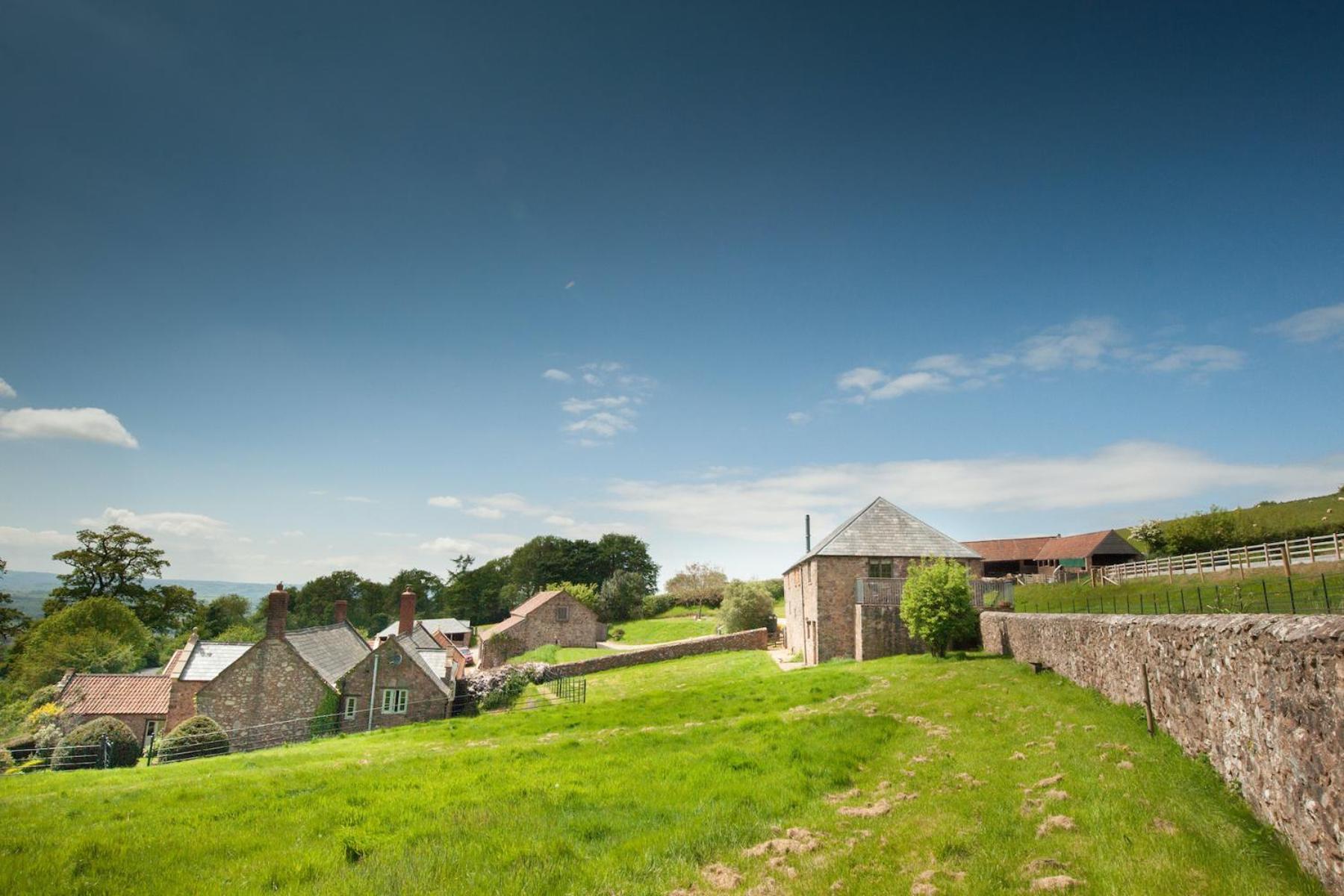 Tilbury Shepherd Huts With Hot Tubs Plus Holiday Cottages West Bagborough Zewnętrze zdjęcie